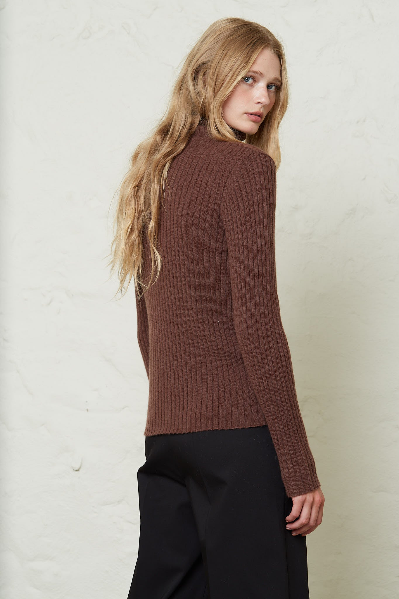 Absolut cashmere-Aline Chocolat Blouse-Justbrazil