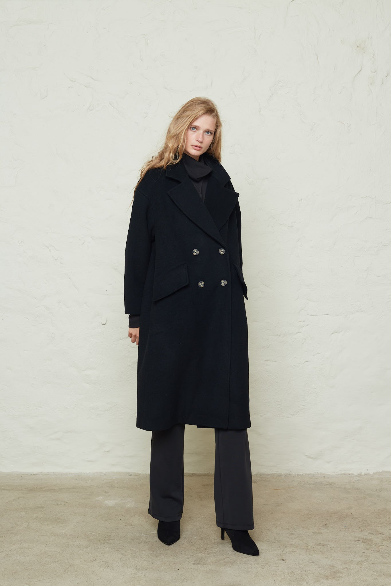 FW23-BLACKCOAT-JUSTBRAZIL