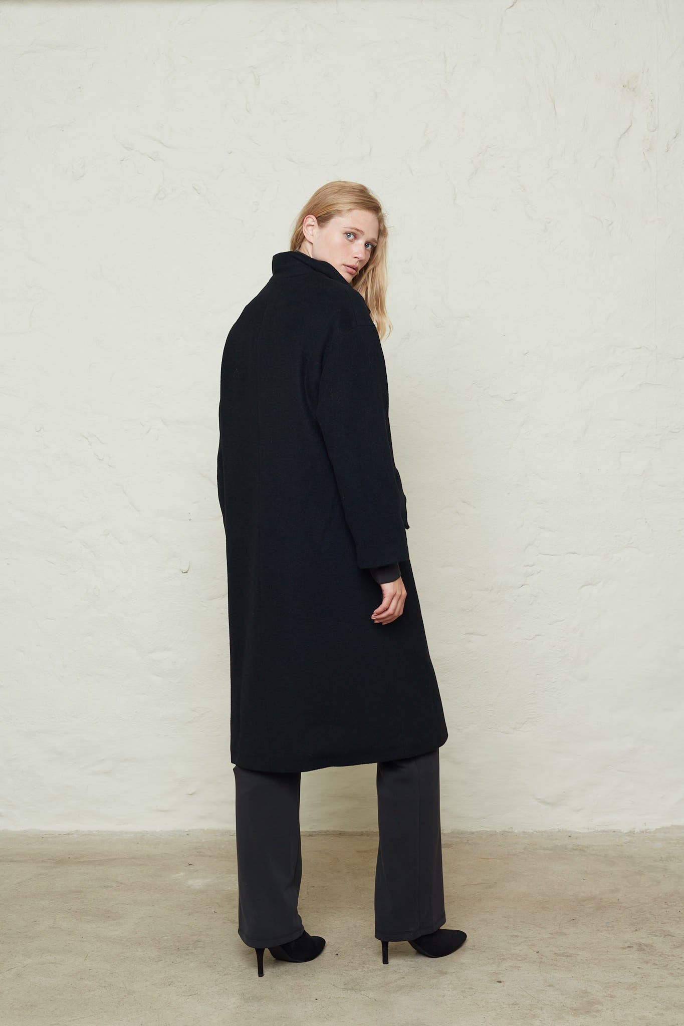 FW23-BLACKCOAT-JUSTBRAZIL